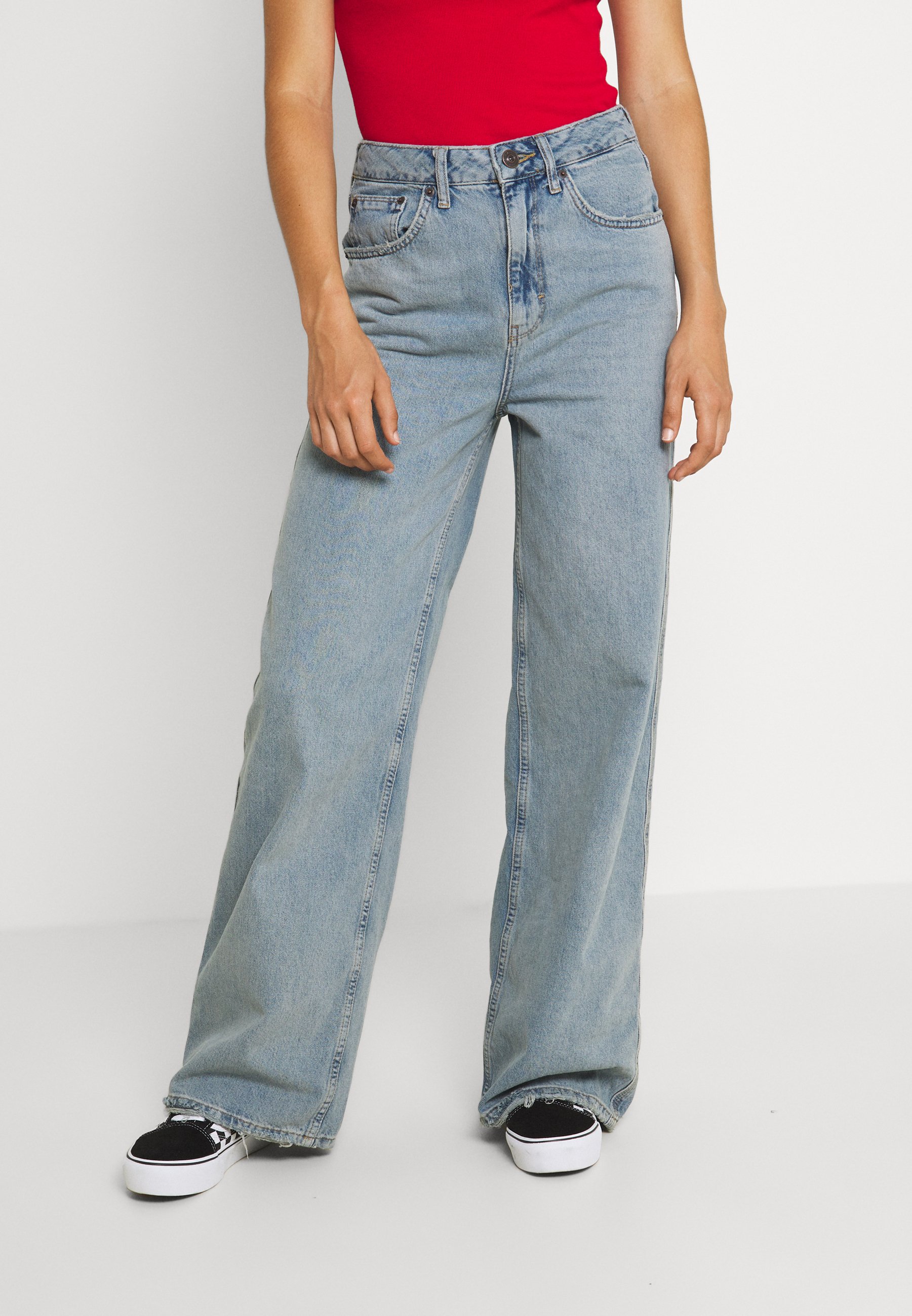 BDG Urban Outfitters EMBROIDERED PUDDLE 