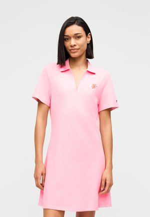 Tommy Hilfiger, 1985 LOGO EMBROIDERY MINI POLO DRESS - Denné šaty - classic pink