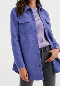 WE Fashion Krátký kabát - purple
