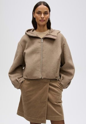 OPUS, RELAXED FIT HOODED SHAPE - Jas - light mocca