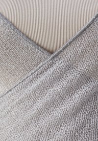 BDG Urban Outfitters SHEER TIE - Chaqueta de punto - grey