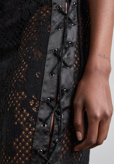 Sinead Gorey EYELET DRESS - Rochie cocktail/Rochie petrecere - black