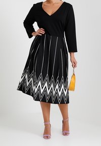 Anna Field Curvy Jerseyklänning - black