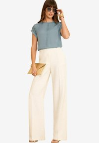 Love & Roses DETAIL - REGULAR FIT - Blůza - blue