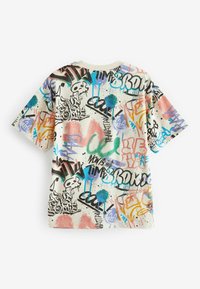 Next ALL OVER SHORT SLEEVE STANDARD - Printtipaita - ecru cream graffiti