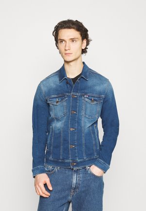 REGULAR TRUCKER JACKET - Giacca di jeans - wilson mid blue stretch