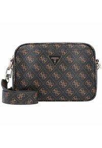 Schwarze synthetische Umhängetasche mit braunem Logo-Muster, rechteckiger Form, verstellbarem Tragegurt und silbernen Beschlägen. Verfügt über eine Logo-Plakette.