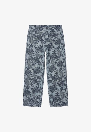 Pantalon large bleu clair avec motifs floraux et cachemire bleu foncé, poches avant et passants pour ceinture.