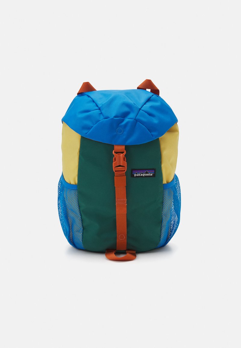 Patagonia REFUGITO DAY PACK UNISEX - Pārgājienu mugursoma - conifer green