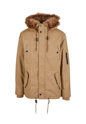 Giacca marrone con cappuccio e bordo in pelliccia sintetica, chiusura con zip e bottoni, due grandi tasche frontali e una tasca con zip sulla manica.