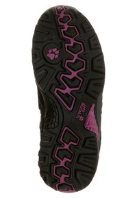 Svart gummisula med ett texturerat mönster, med lila detaljer och ett tassavtryck-ikon. Utformad för grepp och hållbarhet.