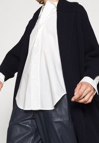MAX&Co. Kofta - grey