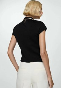 Mango T-shirt basic - black