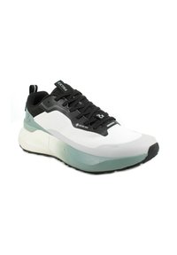 Sneaker bianco e nero con tomaia in rete, marchio Gore-Tex, suola verde ammortizzata e lacci neri, caratterizzato da una superficie liscia e un design elegante.