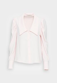 Blusa rosa clara com um grande colarinho, mangas longas e um tecido levemente texturizado. Apresenta fecho com botões na frente e detalhes de mangas bufantes.