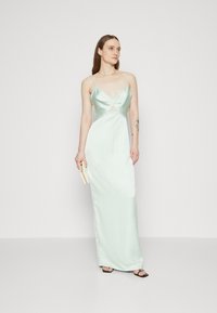 Malina PATRIZIA CUT OUT SLIP MAXI - Iltapuku - mint