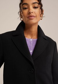 WE Fashion Klasisks mētelis - black
