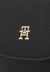 Tommy Hilfiger STAPLE BACKPACK - Ryggsekk - black