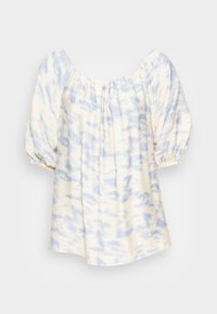 Não selecionado, blue faded sky