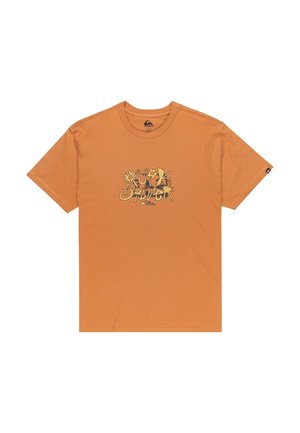 Oranges T-Shirt mit kurzen Ärmeln und rundem Halsausschnitt, mit einer zentralen Grafik aus stilisierten Blumen und dem Schriftzug „Quiksilver“ in Retro-Schrift.