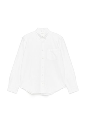 Camicia bianca a maniche lunghe con bottoni, realizzata in cotone. Presenta un colletto classico, taschino frontale e orlo arrotondato. Tessuto liscio, senza pattern.