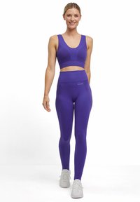 FALKE CORE SEAMLESS - Tights - amethyst