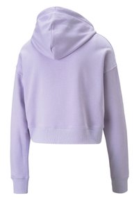 Sweat à capuche court en lavande claire avec une poche kangourou, des poignets larges côtelés et une capuche à cordon. Tissu doux avec une texture lisse.