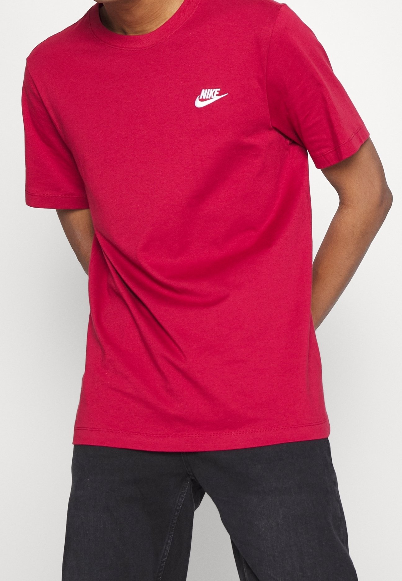 nike red camo shirt