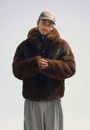 HOODED - Zimná bunda - dark brown