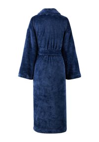 Peignoir en velours bleu marine, avec un col châle, des manches longues et une ceinture assortie. Présente une texture douce et un design long et droit.