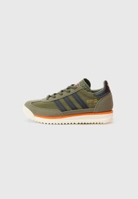Unselected, olive strata/core black/pure orange