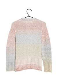 Pull en tricot avec des dégradés de pêche, gris et jaune pâle. Il présente des poignets et un ourlet côtelés, un col rond et une coupe décontractée.