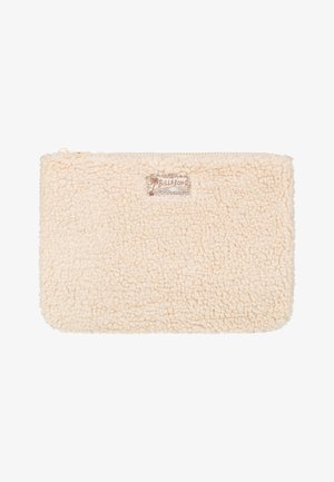 Pochette rectangulaire crème avec une texture en polaire douce, fermeture éclair en haut et une petite étiquette en tissu Billabong au centre de l'avant.