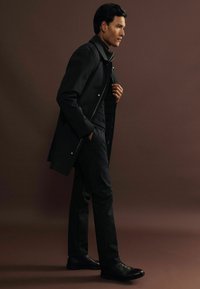 Reiss REGULAR FIT - LOGAN HYBRID REMOVABLE NECK - Ziemas mētelis - navy
