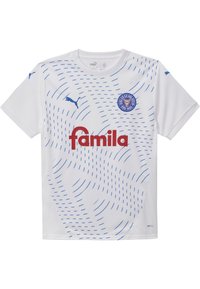 Balts sporta krekls ar ziliem akcentiem un viļņainiem rakstiem. Izceļas ar zilu logo un sarkanu tekstu "famila". Izgatavots no elpojoša auduma.