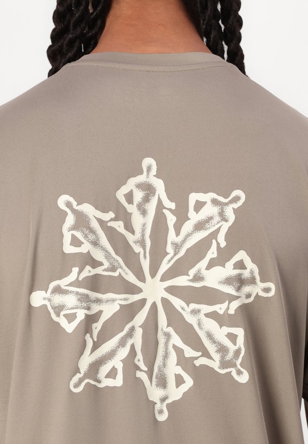 UTILITY - Print T-shirt - dockside3