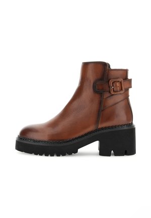 Tronchetti - brown leather