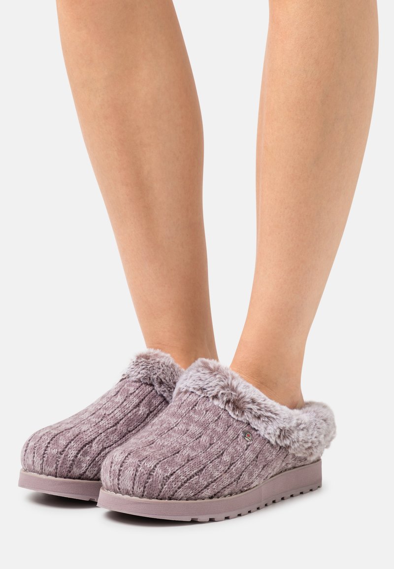Skechers Wide Fit KEEPSAKES - Papucsok - mauve