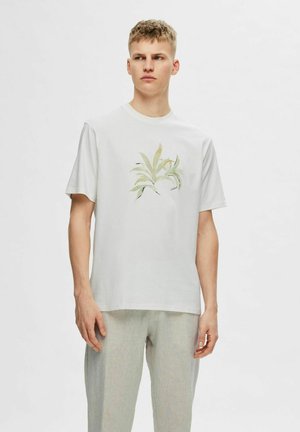 SLHRELAXSAUL SS ONECK - Camiseta estampada - egret