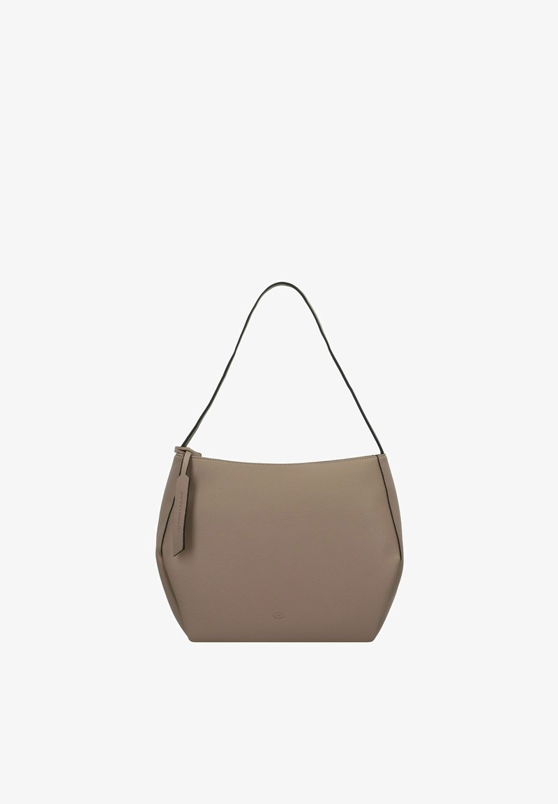 Borsa a tracolla in pelle beige chiaro con forma curva, una sola tracolla e una finitura testurizzata. Presenta un sottile tag decorativo sul lato.