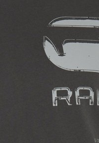 G-STAR Triko s potiskem - anthracite