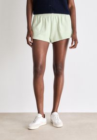 Lacoste - Jogginghose - eco canary green Thumbnail-Bild 1