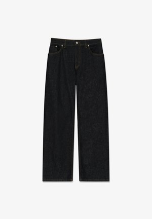 Széles szárú, fekete farmernadrág narancssárga varrással, ötlukú kialakítással és gombos záródással. Puha textúrájú, klasszikus szabású.