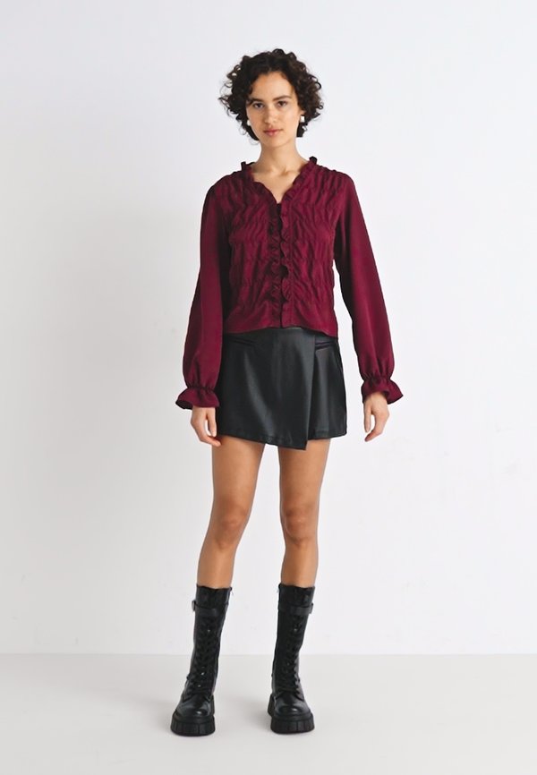 PCDEMMIE V NECK FRILL - Blouse - tawny port2