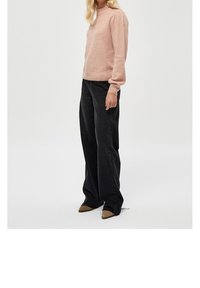 Minus Strickpullover - light pink