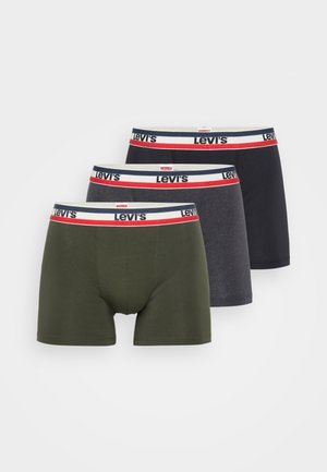Drei Paare Levi's Boxershorts in olivgrün, dunkelgrau und schwarz, mit einem weißen Bund, der rote und blaue Akzente aufweist.