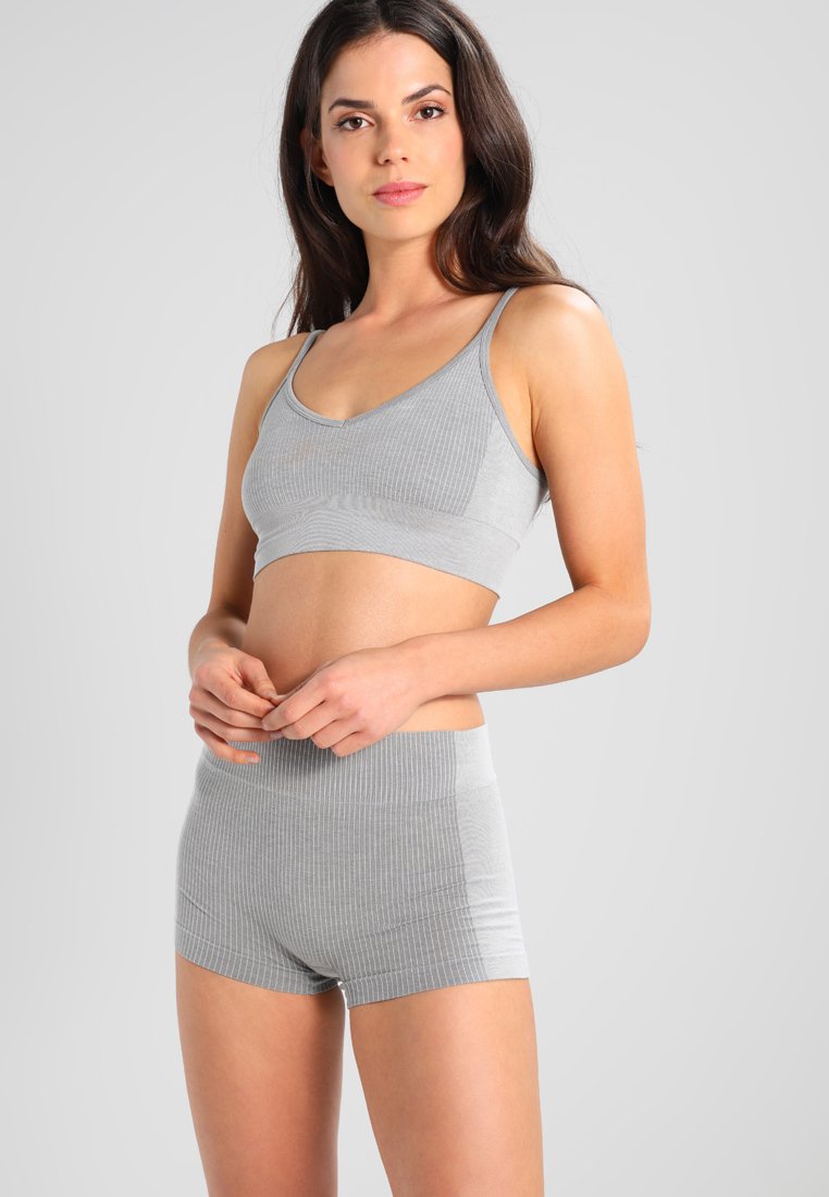 spanx laidback layers seamless bralette