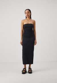 Abercrombie & Fitch STRAPLESS RUCHED MIDI - Obleka iz džersija - black beauty