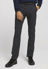 TOM TAILOR DENIM MELANGE WITH BELT - Chino - navy grindle structure