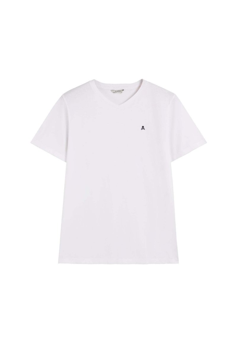Camiseta blanca de algodón con cuello en V, mangas cortas y un pequeño logo de calavera negra en el lado izquierdo del pecho. Textura suave y corte estándar.